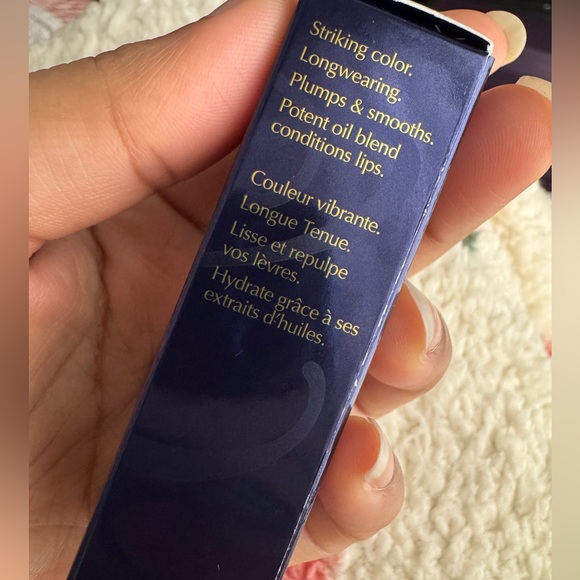 Estee lauder Pure Color Creme Lipstick 686 (full size ) - Picture 10 of 12